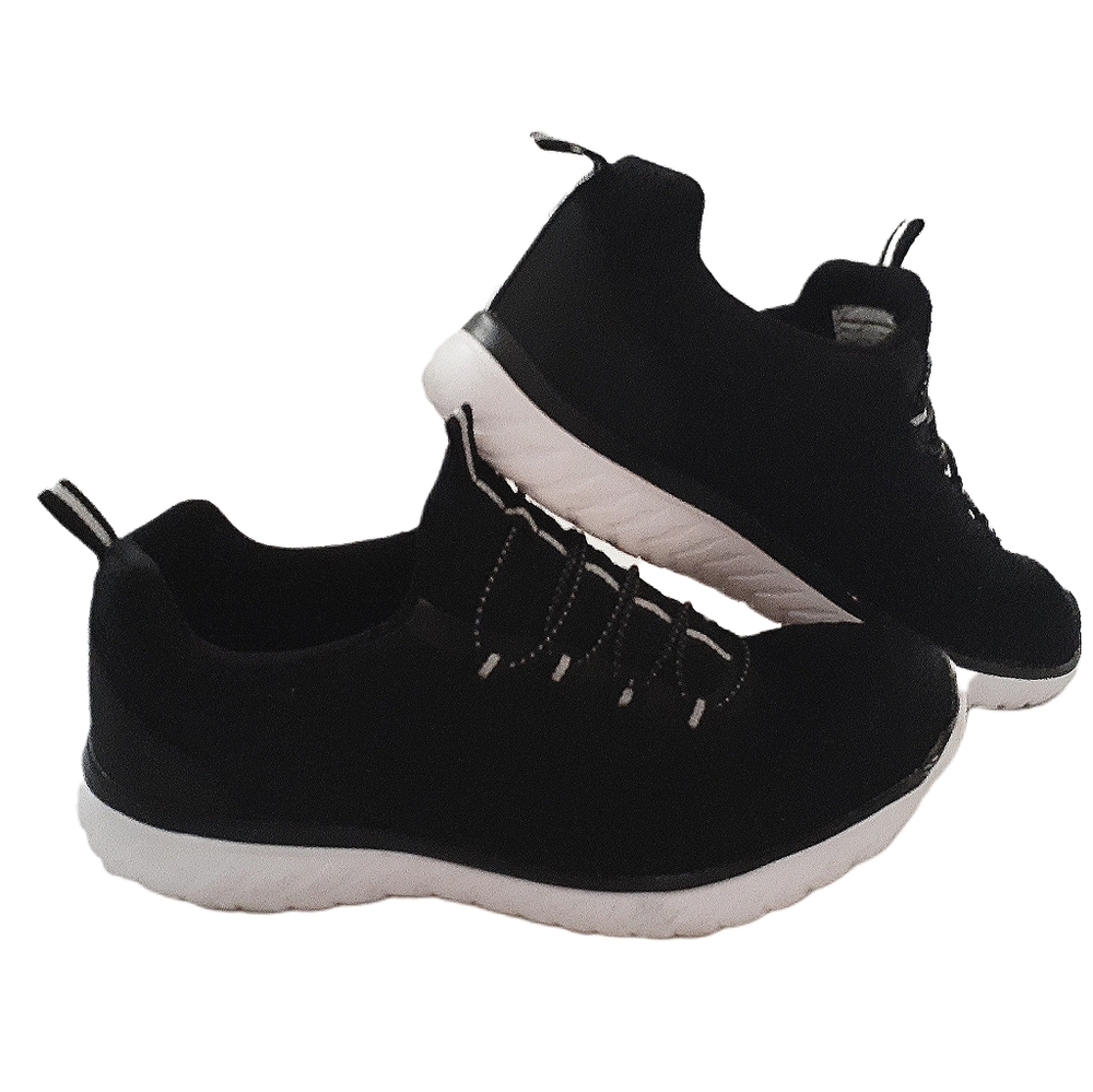 Athletic Works Slip on Sneaker 8 Wide